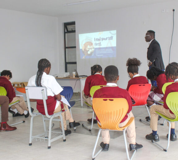 Located on Kasuku Road in Kilimani, this campus delivers comprehensive primary and junior secondary education from Grade 1 to 7, seamlessly incorporating both the local CBE and international Cambridge curricula.